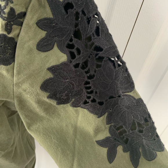 Venus Military-Style Jacket - Picture 5 of 10